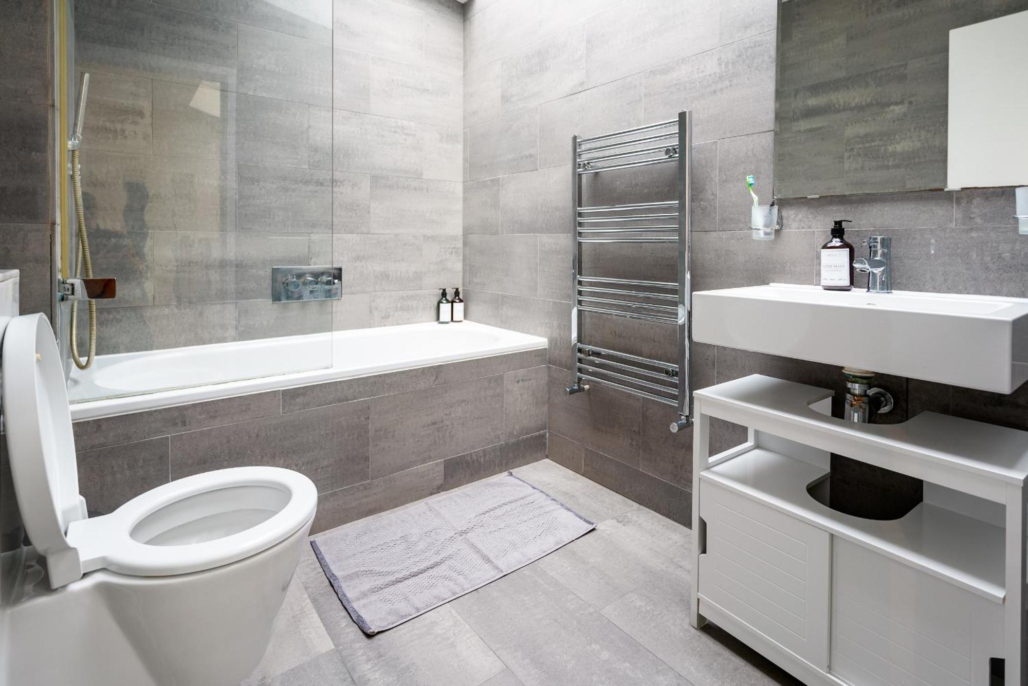 Sweet 3Brs House Close To Oxford & Soho Лондон Екстериор снимка