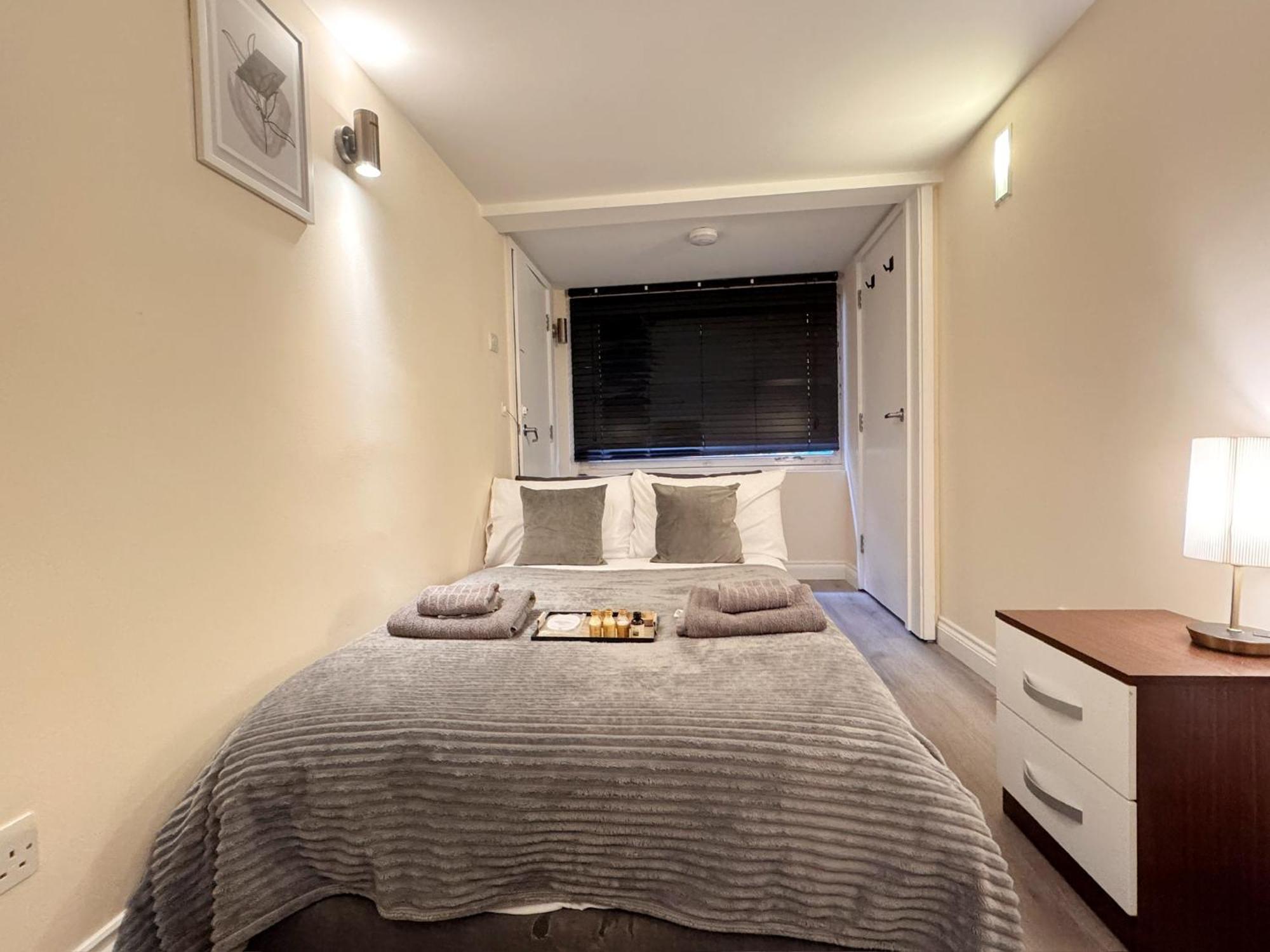 Sweet 3Brs House Close To Oxford & Soho Лондон Екстериор снимка